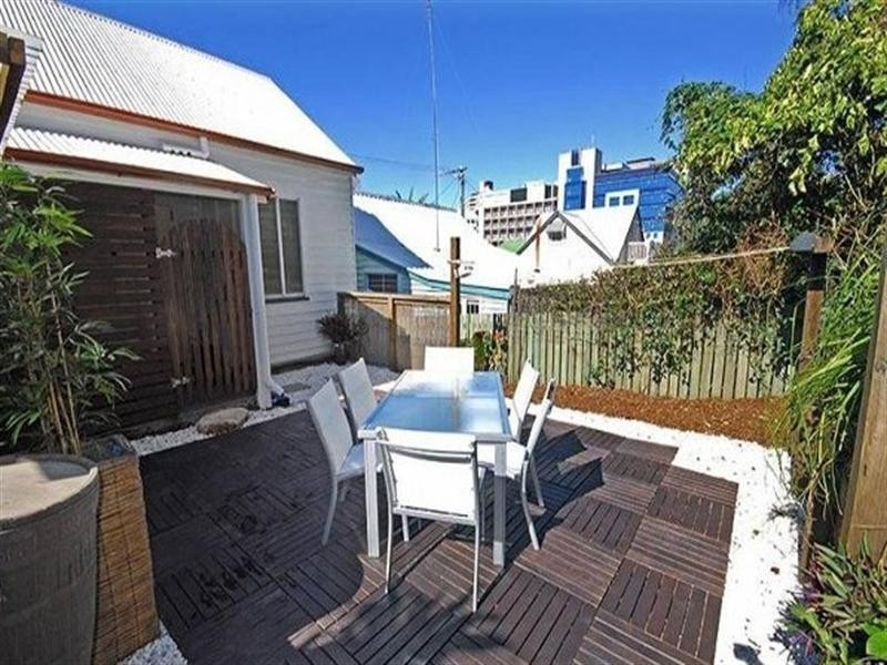 108 Bradley Street, Spring Hill QLD 4000