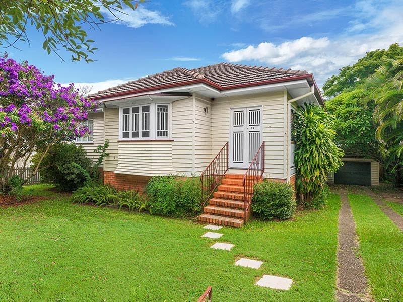 19 Tarm Street, Wavell Heights QLD 4012
