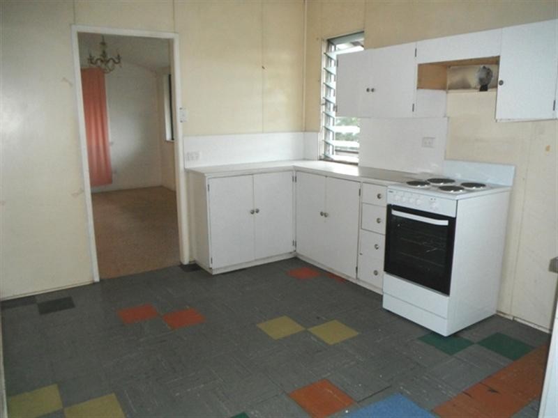 66 Raceview Avenue, Hendra QLD 4011