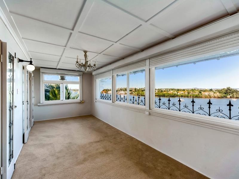 19 Hillside Crescent, Hamilton QLD 4007