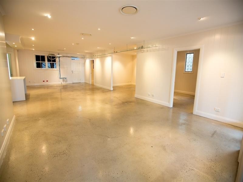 209 Sandgate Road, Albion QLD 4010