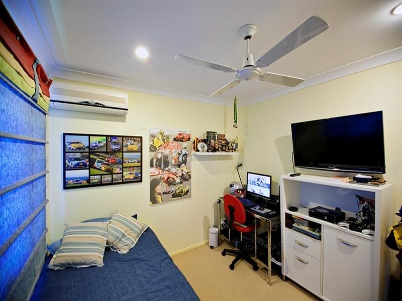 5 McArthur Court, Rothwell QLD 4022