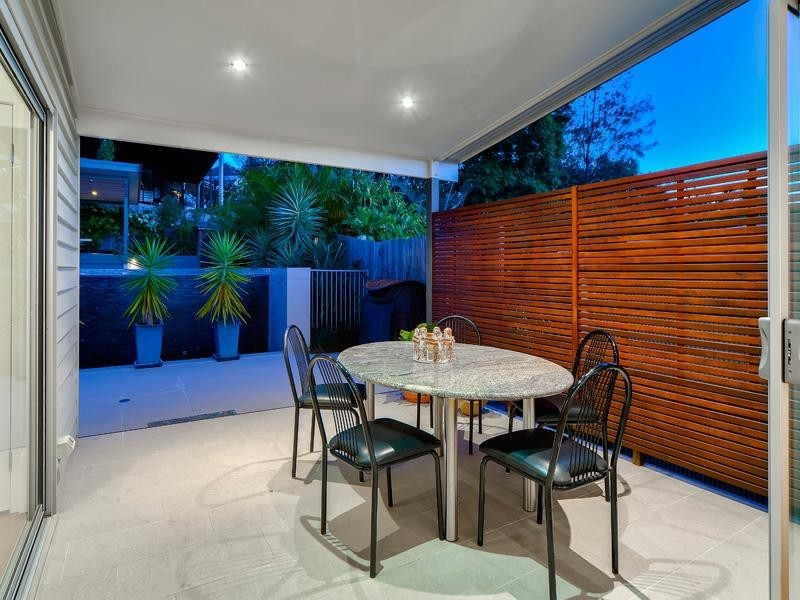 56 Garrick Terrace, Herston QLD 4006