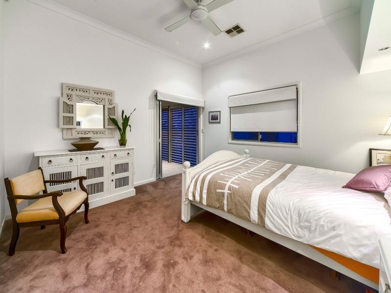 56 Garrick Terrace, Herston QLD 4006