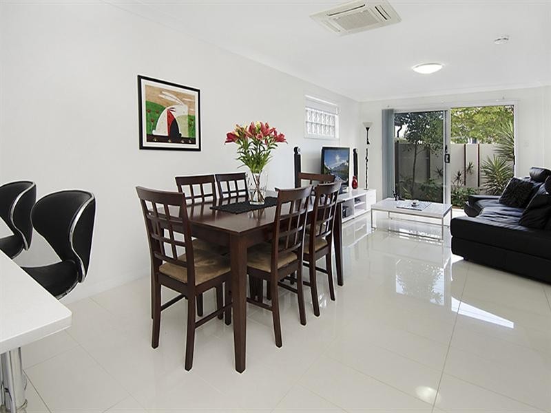 2/88 Kent Street, Hamilton QLD 4007