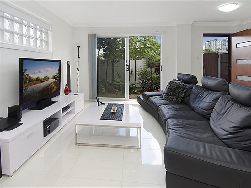 2/88 Kent Street, Hamilton QLD 4007