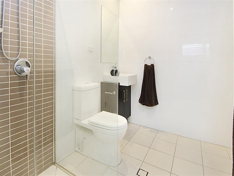 2/88 Kent Street, Hamilton QLD 4007