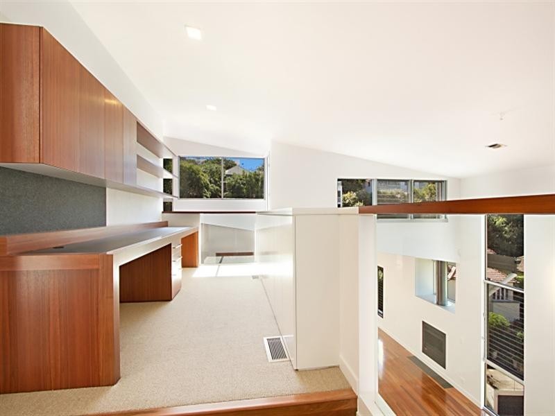 89a Hillside Crescent, Hamilton QLD 4007