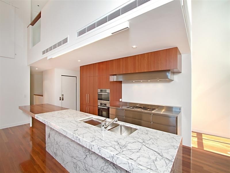 89a Hillside Crescent, Hamilton QLD 4007