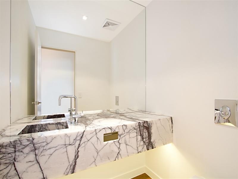 89a Hillside Crescent, Hamilton QLD 4007