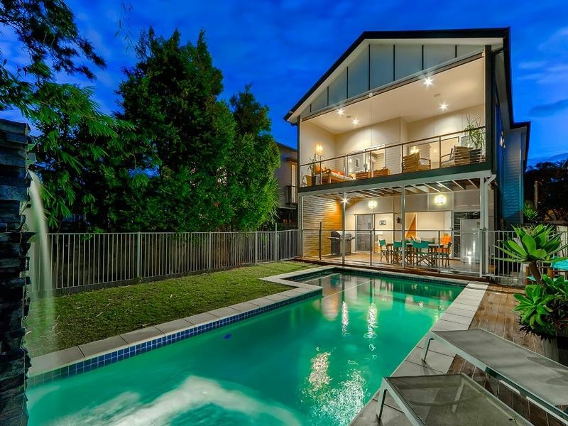 74 Khartoum Street, Gordon Park QLD 4031