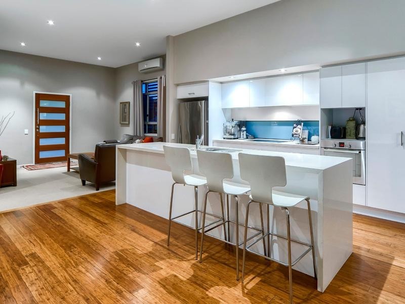 74 Khartoum Street, Gordon Park QLD 4031