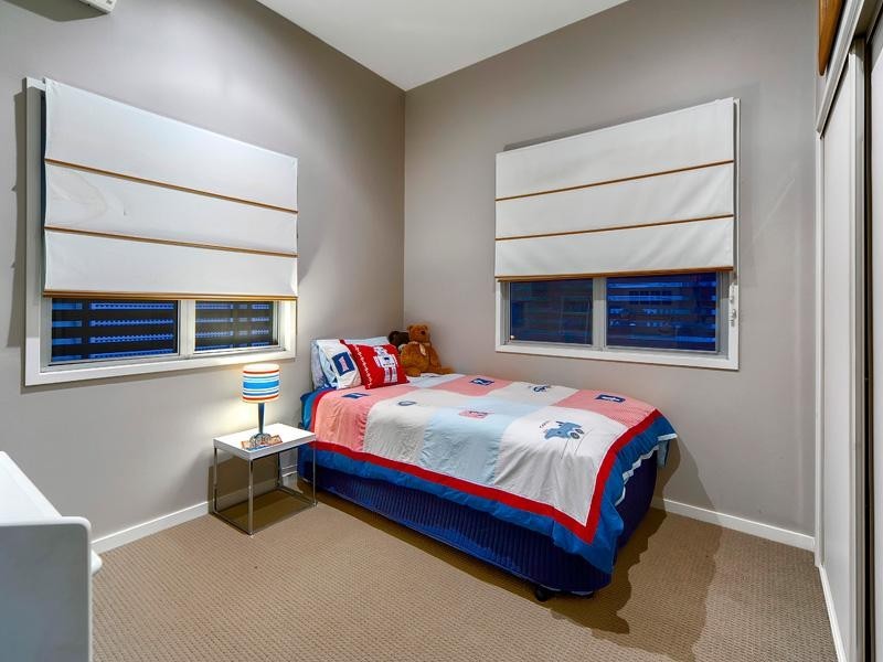 74 Khartoum Street, Gordon Park QLD 4031