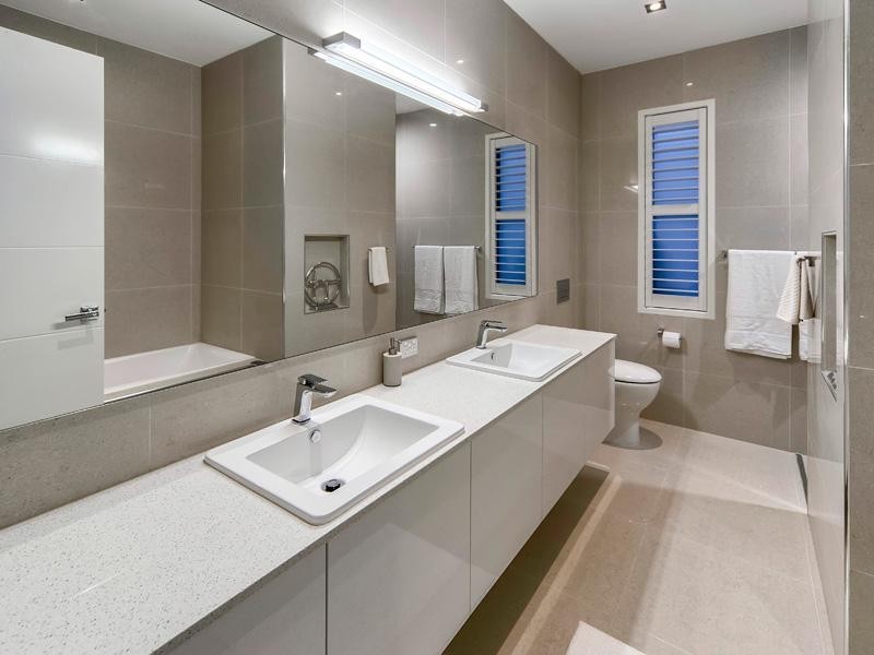 3 Crescent Road, Hamilton QLD 4007