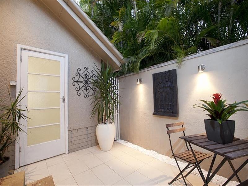 14 Lexington Terrace, Hamilton QLD 4007