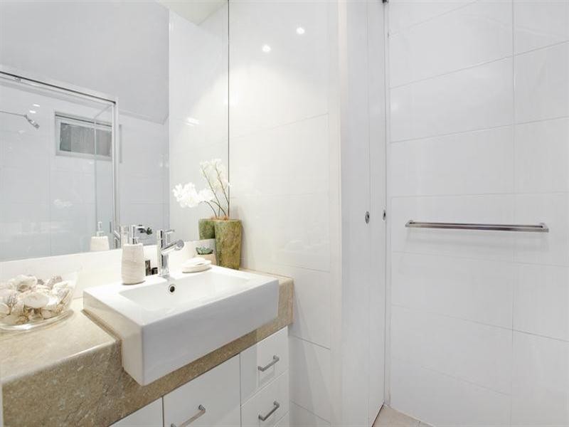 14 Lexington Terrace, Hamilton QLD 4007