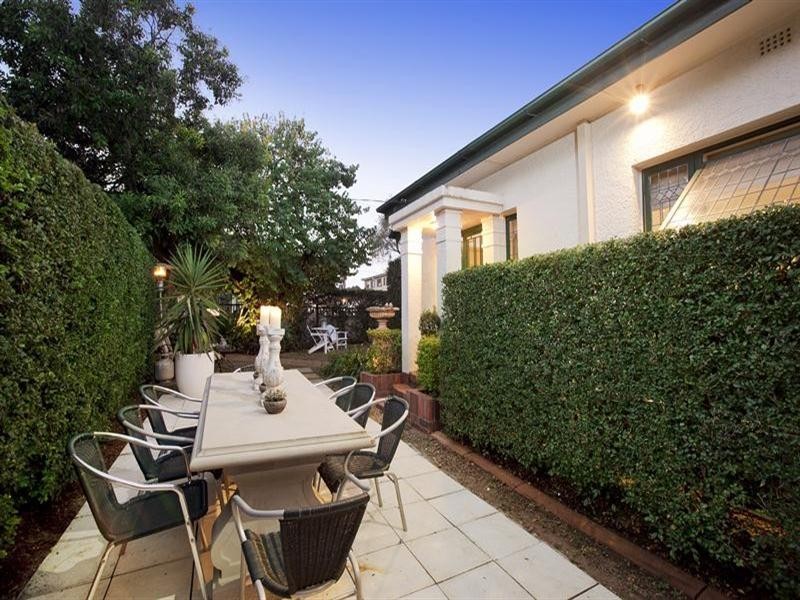 14 Lexington Terrace, Hamilton QLD 4007