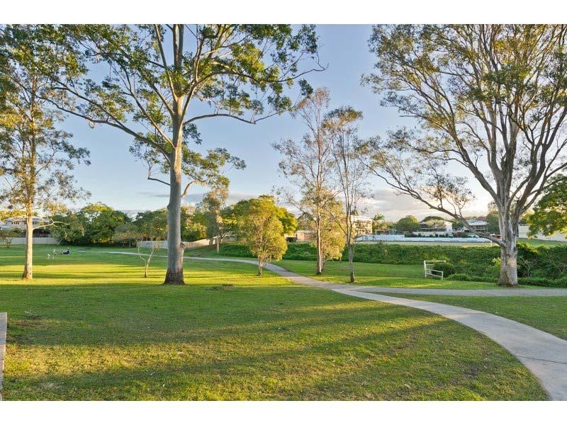 58 Uxbridge Street, Grange QLD 4051