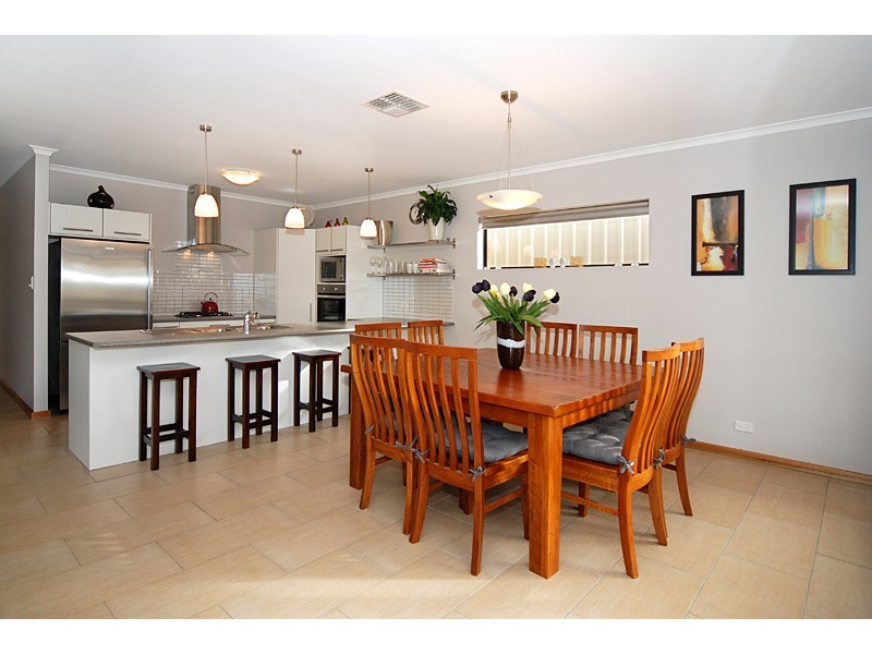 3 Beverley Street, Flagstaff Hill SA 5159