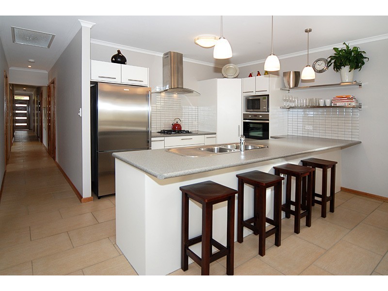 3 Beverley Street, Flagstaff Hill SA 5159
