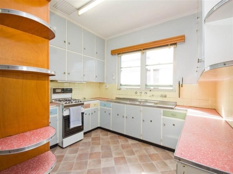 58 Honeyton Street, Seaton SA 5023
