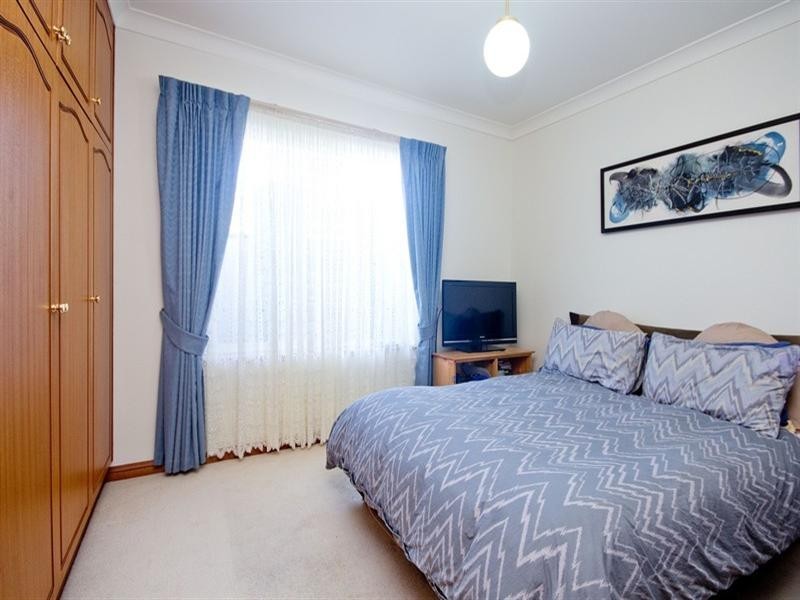 4 Dibiase Street, Grange SA 5022