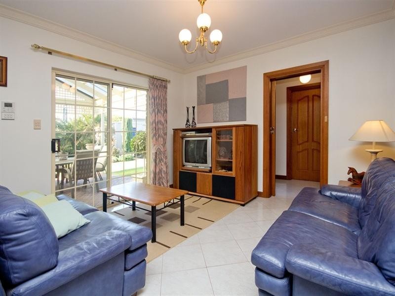 4 Dibiase Street, Grange SA 5022