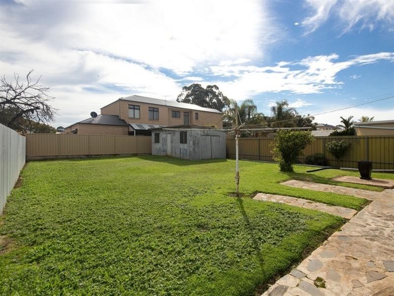 8 Victor Avenue, Woodville West SA 5011