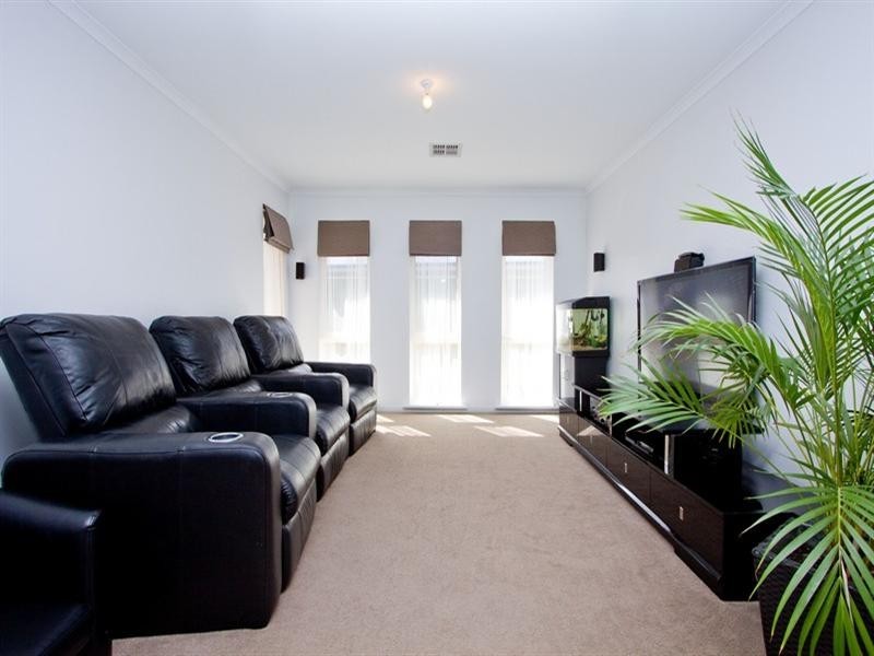 48 Emerald Boulevard, Aldinga Beach SA 5173