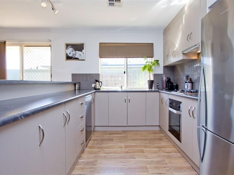 48 Emerald Boulevard, Aldinga Beach SA 5173