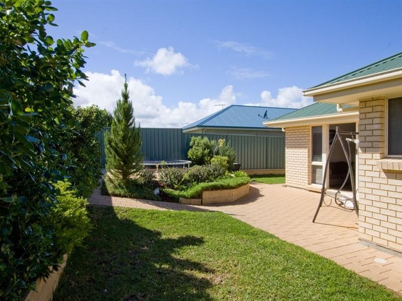 48 Emerald Boulevard, Aldinga Beach SA 5173