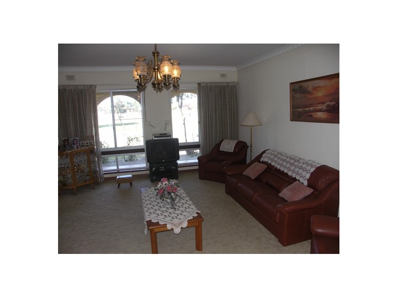 18 Sunningdale Avenue, Fulham Gardens SA 5024