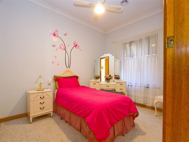 4 Kent Avenue, Fulham Gardens SA 5024