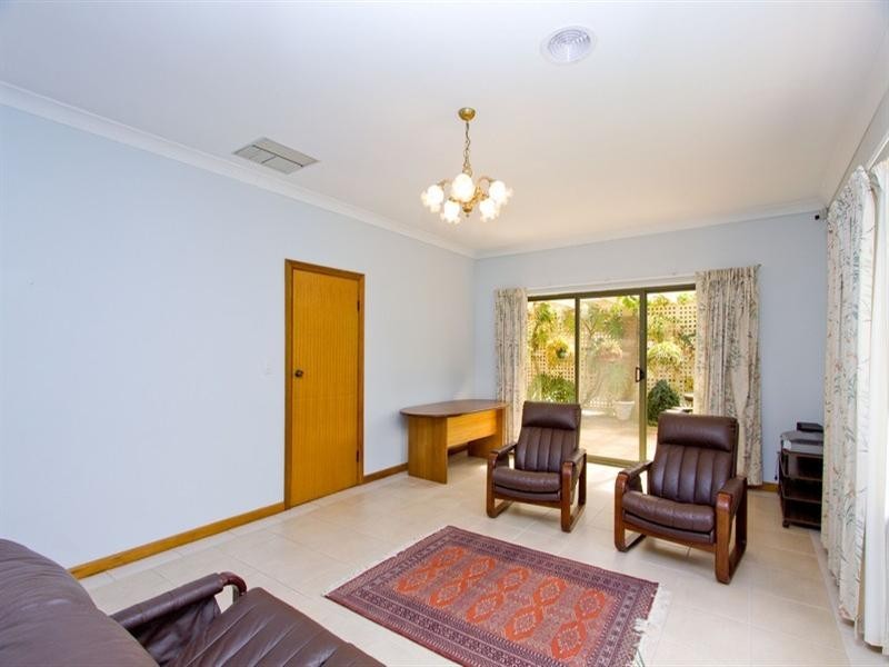 4 Kent Avenue, Fulham Gardens SA 5024