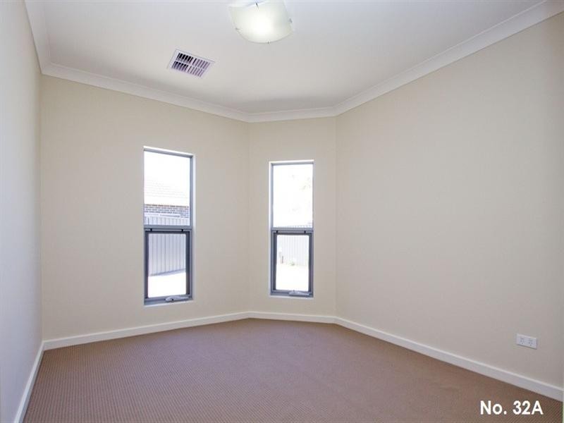 1/32 Kingborn Avenue, Seaton SA 5023