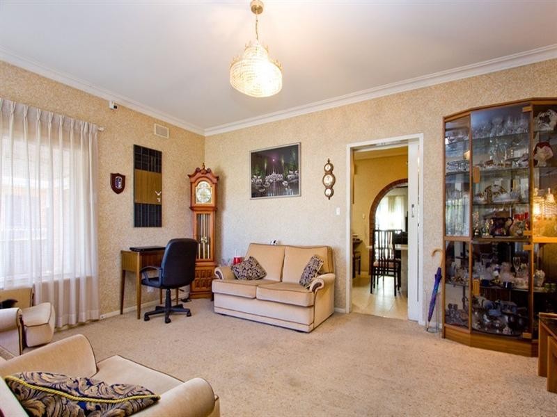 7 Hartog Street, Flinders Park SA 5025