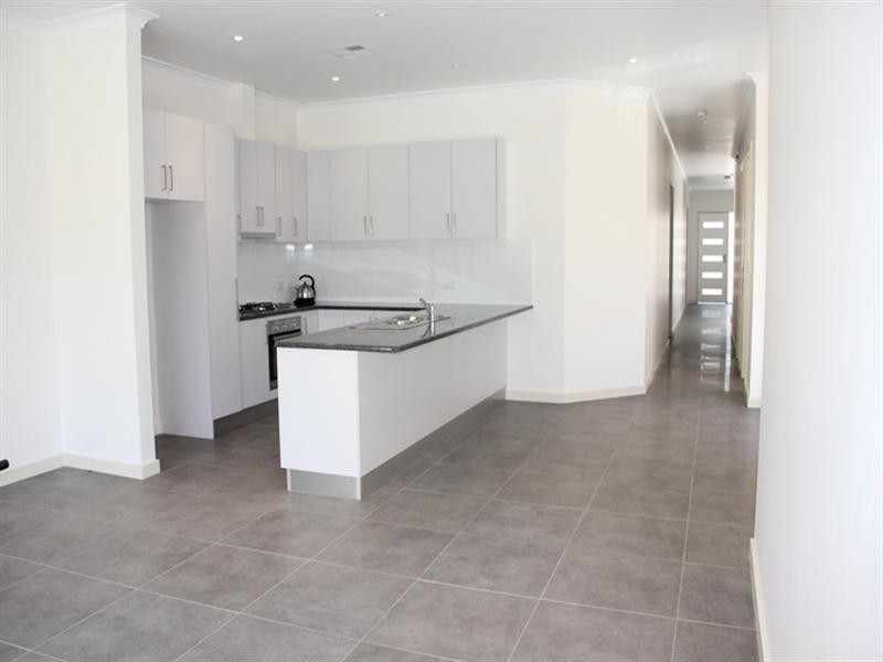 36a Hoskins Avenue, Kidman Park SA 5025