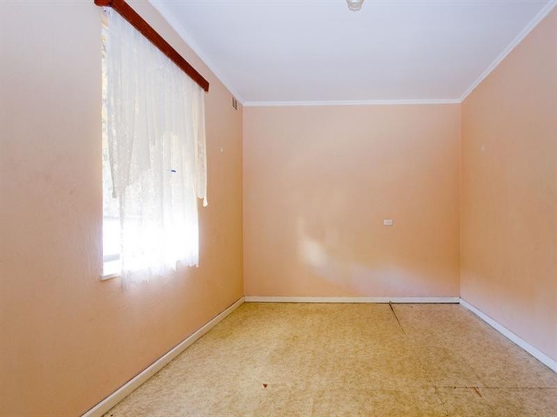 4 Kingborn Avenue, Seaton SA 5023