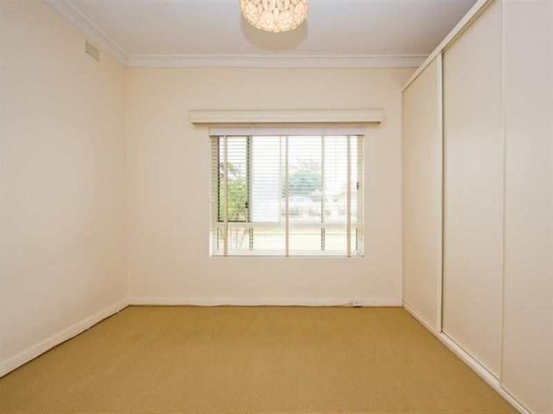 564 Grange Road, Henley Beach SA 5022