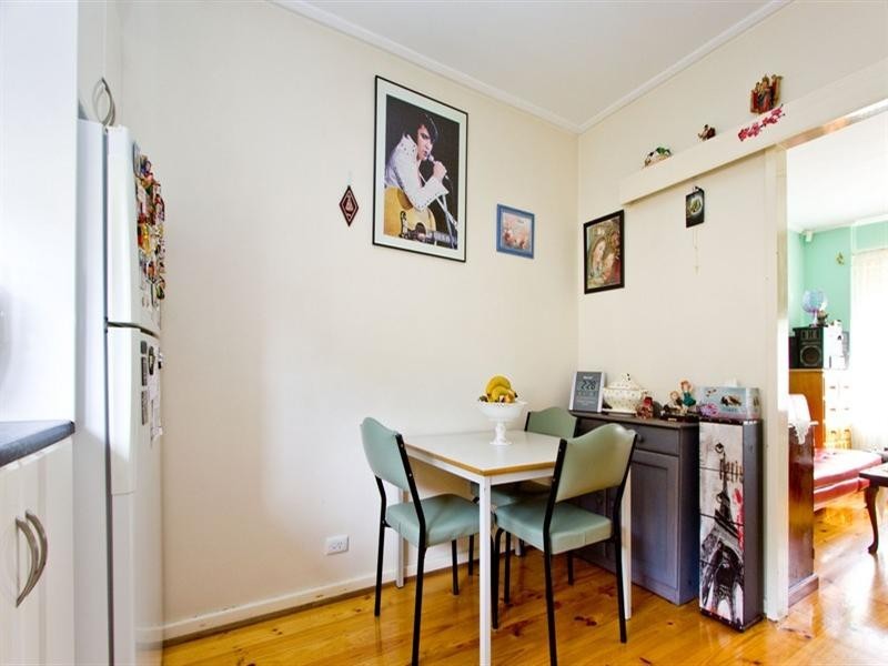 1/4 Mitchell Street, Seaton SA 5023