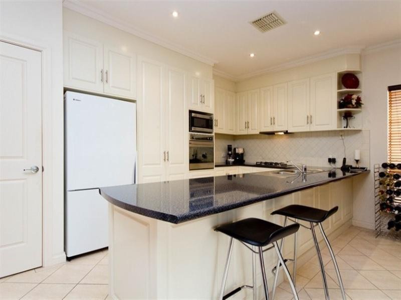 2a Fraser Street, Henley Beach South SA 5022