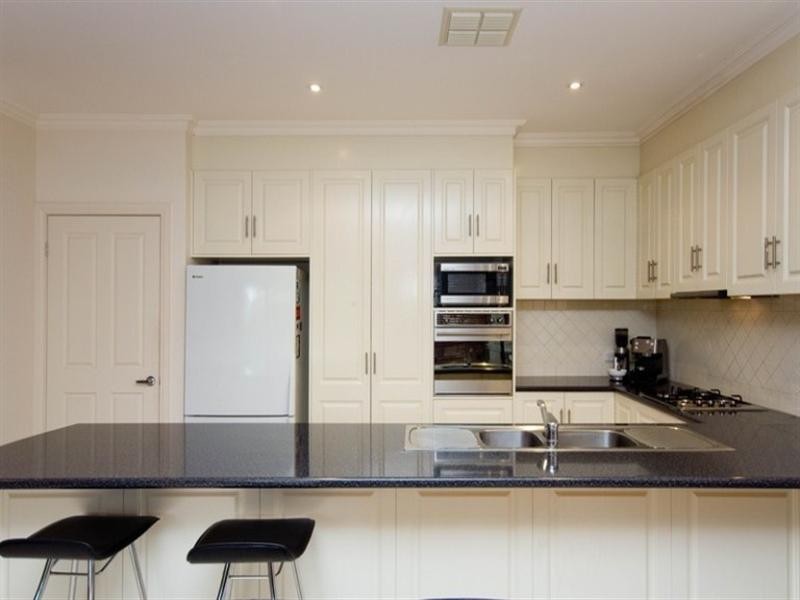 2a Fraser Street, Henley Beach South SA 5022