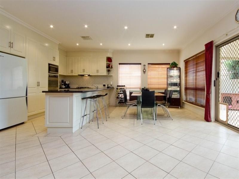 2a Fraser Street, Henley Beach South SA 5022