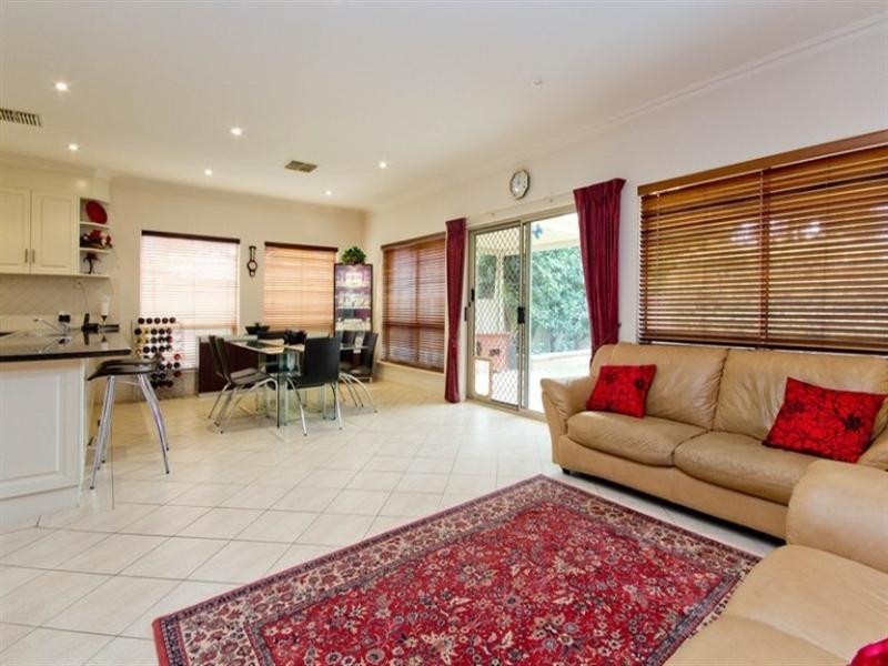 2a Fraser Street, Henley Beach South SA 5022