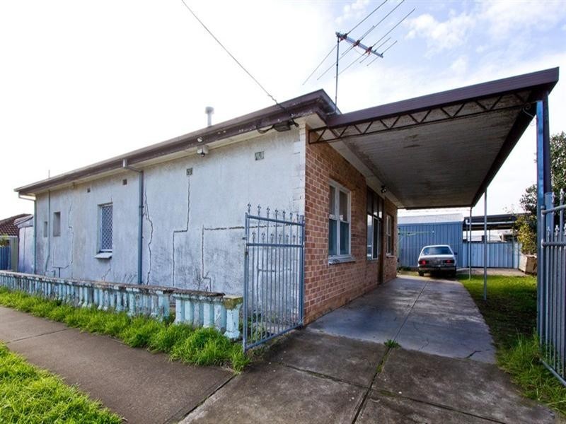 11 Rondo Avenue, Findon SA 5023