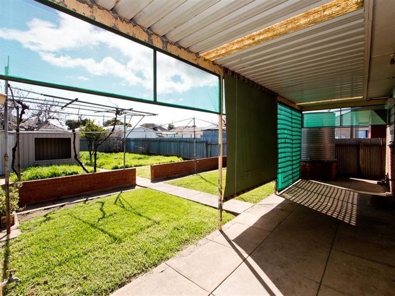 11 Branwhite Street, Findon SA 5023