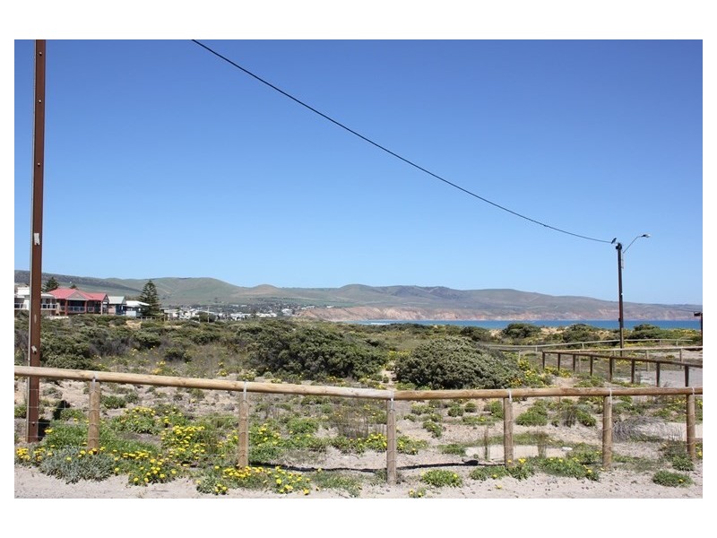 2 Norman Road, Aldinga Beach SA 5173