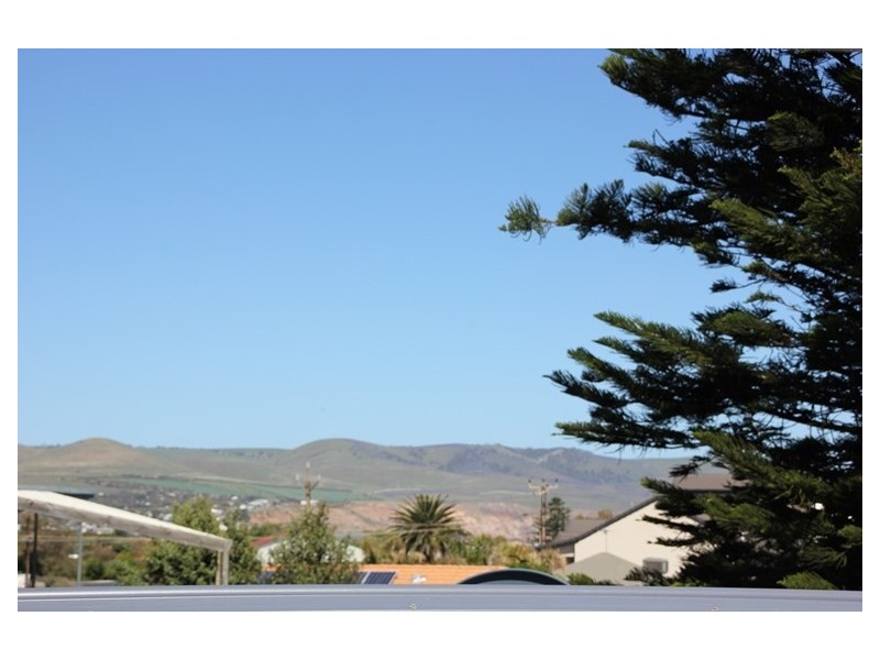 2 Norman Road, Aldinga Beach SA 5173