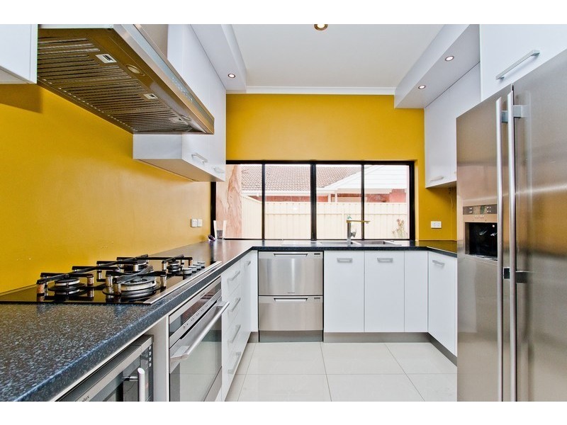 2/554 Tapleys Hill Road, Fulham Gardens SA 5024