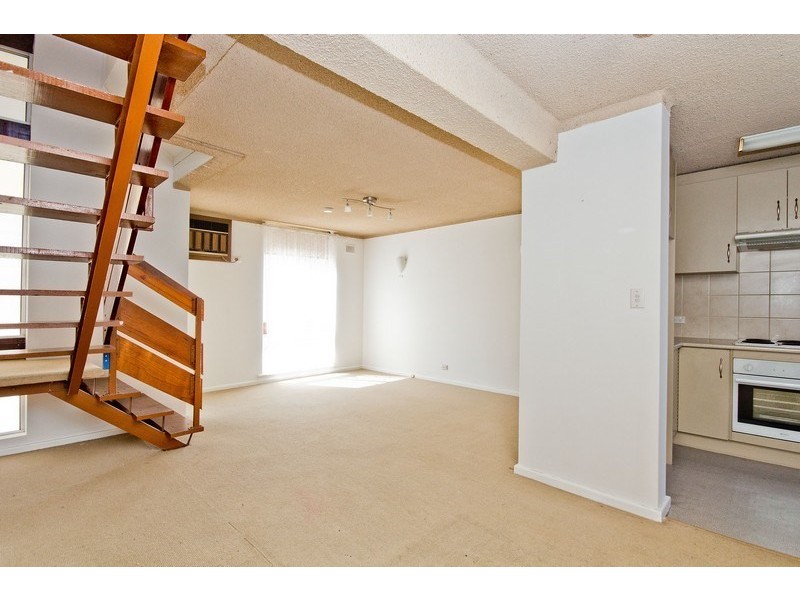 2/27 Wright Street, Henley Beach SA 5022